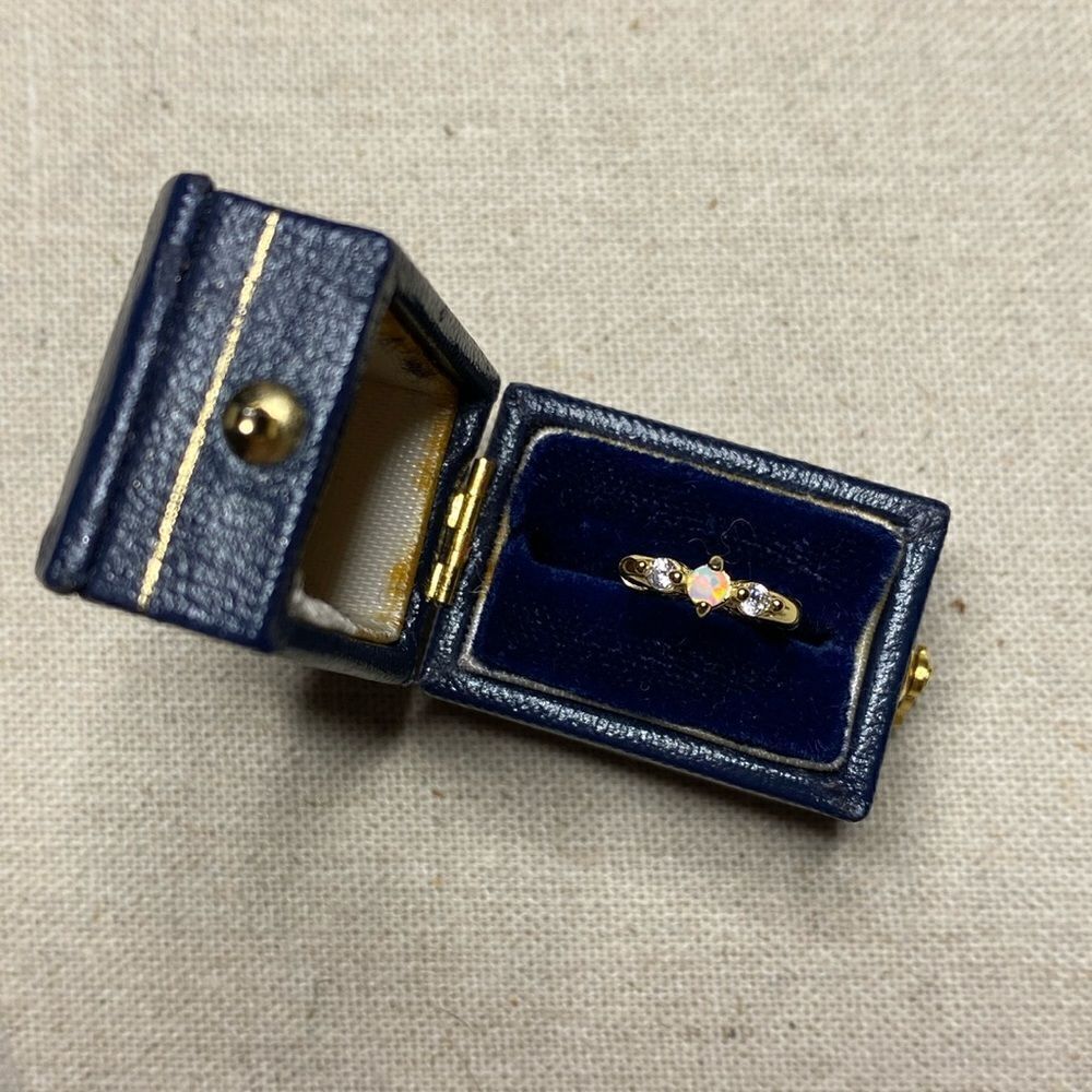 💛 18k Vermeil Opal & CZ Single Hoop Earring - Picture 2 of 6